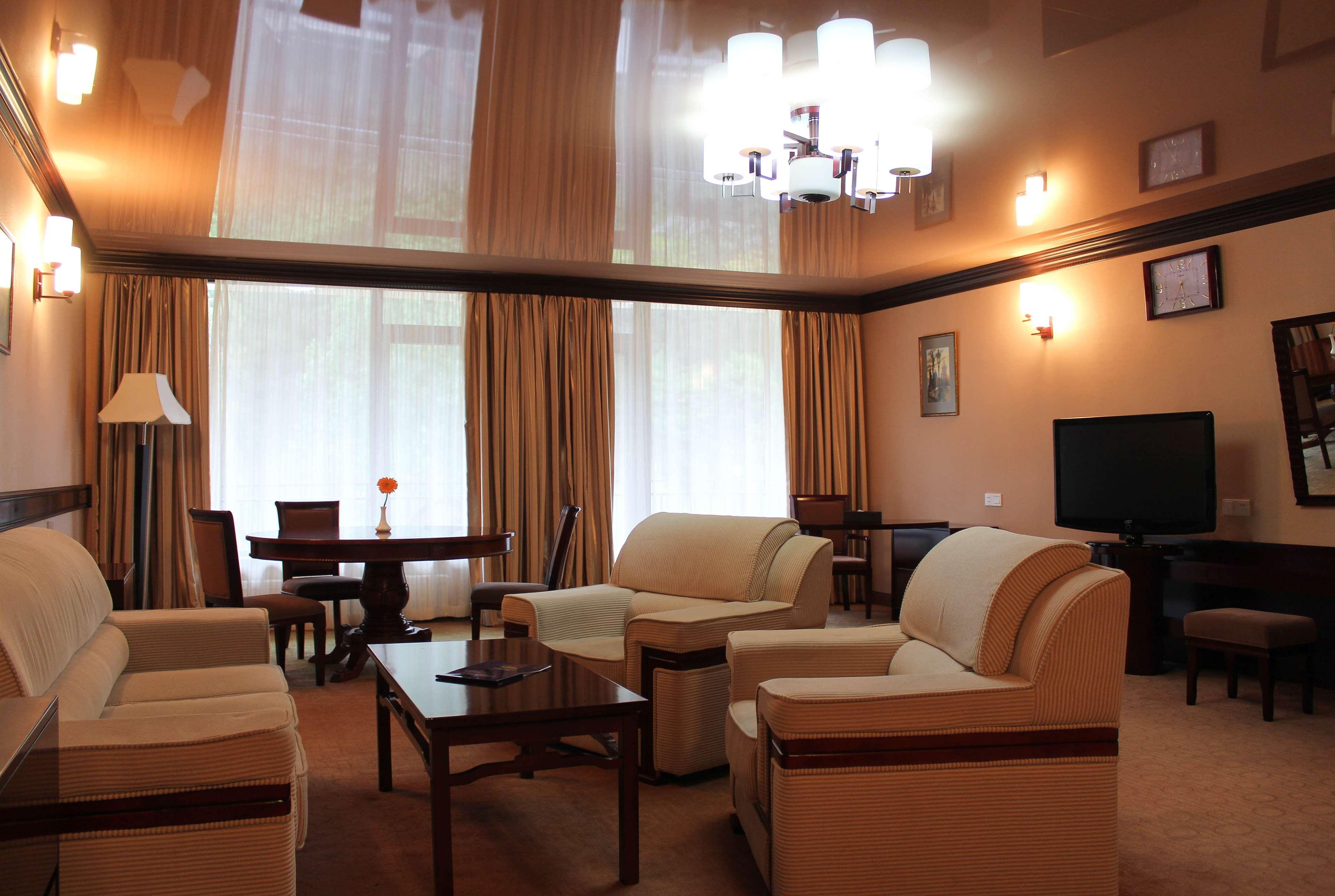 Best Western Plus Paradise Hotel Dilijan Δωμάτιο φωτογραφία